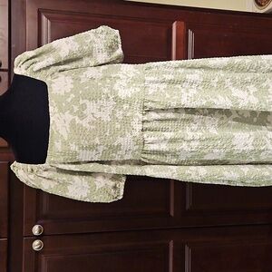 1X Time and Tru Green And White Floral Maxi Dress